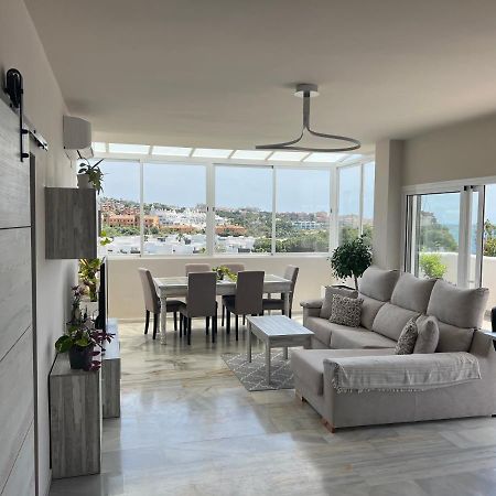 On The Beach - Penthouse On The Mediterranean Estepona Dış mekan fotoğraf