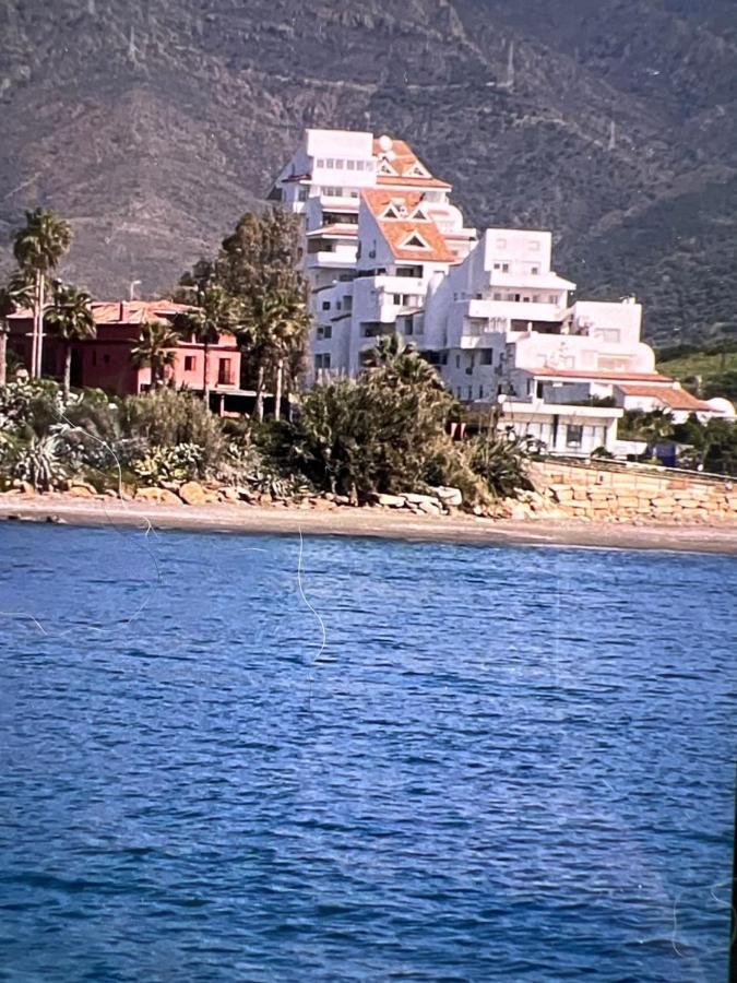 On The Beach - Penthouse On The Mediterranean Estepona Dış mekan fotoğraf