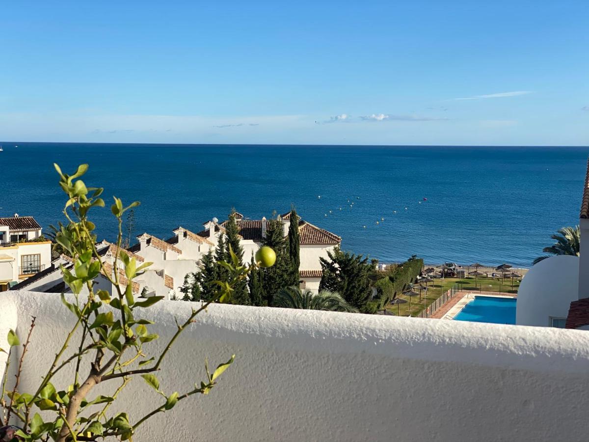On The Beach - Penthouse On The Mediterranean Estepona Dış mekan fotoğraf
