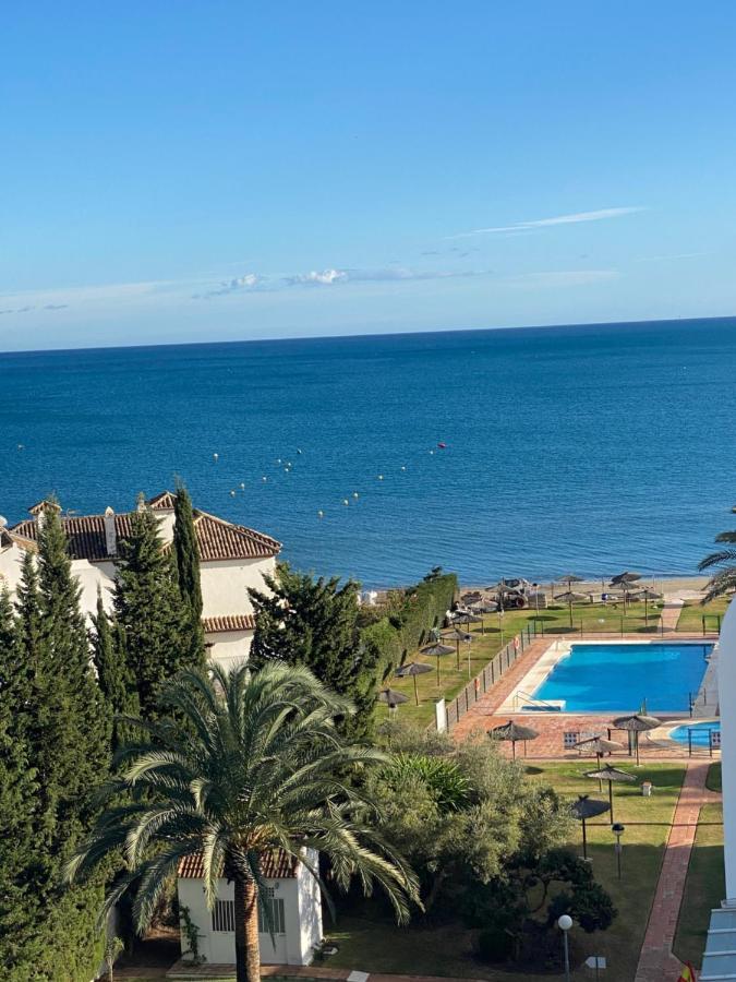On The Beach - Penthouse On The Mediterranean Estepona Dış mekan fotoğraf