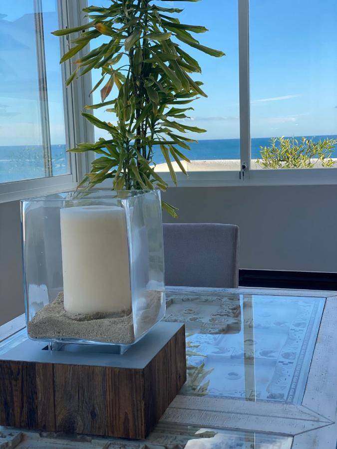 On The Beach - Penthouse On The Mediterranean Estepona Dış mekan fotoğraf