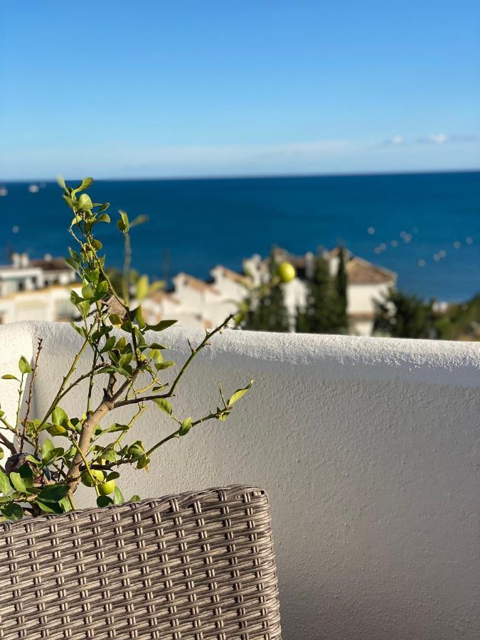 On The Beach - Penthouse On The Mediterranean Estepona Dış mekan fotoğraf